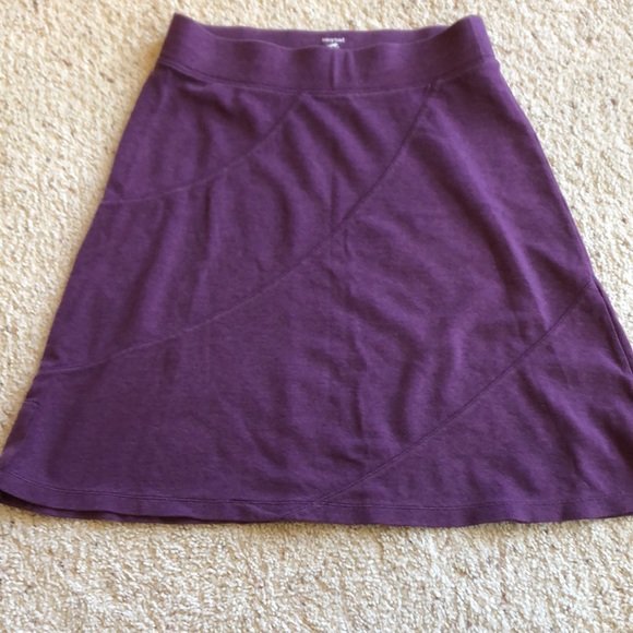 Knit skirt and matching long sleeve t-shirt - Picture 3 of 3